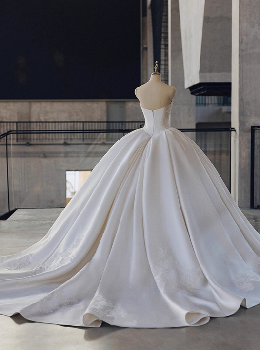 Elegant Wedding Dress Strapless Pleated Wedding Dress D3192