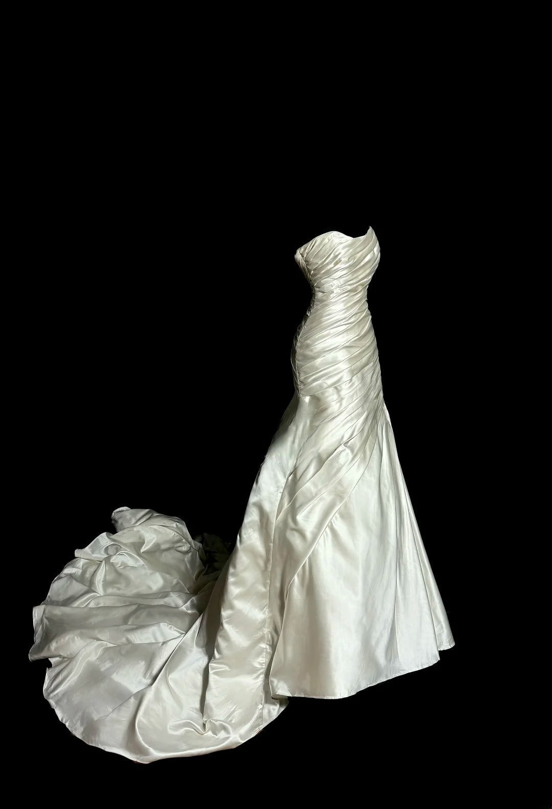 Minimalist Wedding Dress A Line Strapless Pleated Wedding Dress D3197