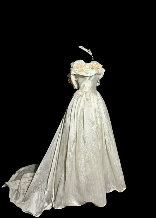 Charming Wedding Dress A Line Off Shoulder Flower Pleated Wedding Dress D3223