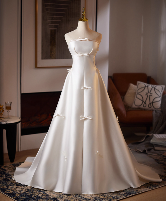 Minimalist Wedding Dress A Line Strapless Wedding Dress D3236