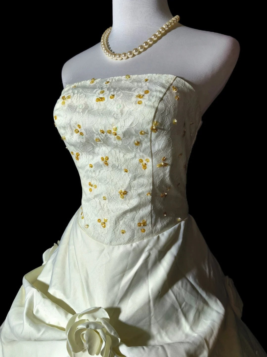 Elegant Wedding Dress Strapless Pleated Wedding Dress D3437