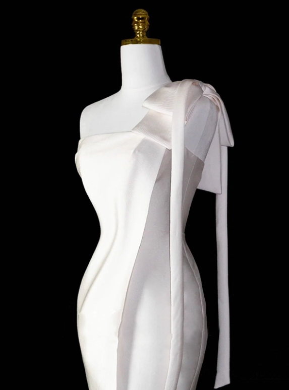 Elegant Wedding Dress One Shoulder Fit Wedding Dress D3492