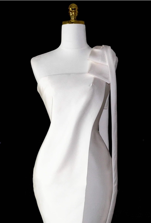Elegant Wedding Dress One Shoulder Fit Wedding Dress D3492