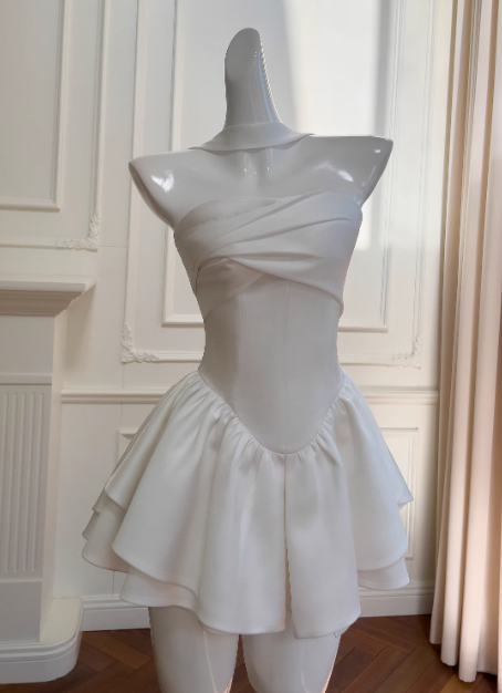 New Arrival Homecoming Dress Strapless Pleated Birthday Party Dress Short Prom Dress D3517