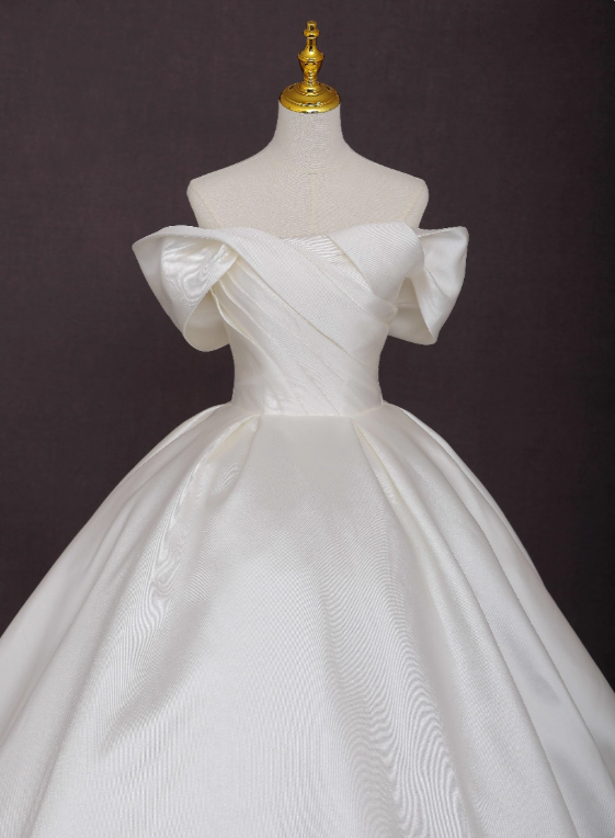 Elegant Wedding Dress Off Shoulder Pleated Wedding Dress D3577