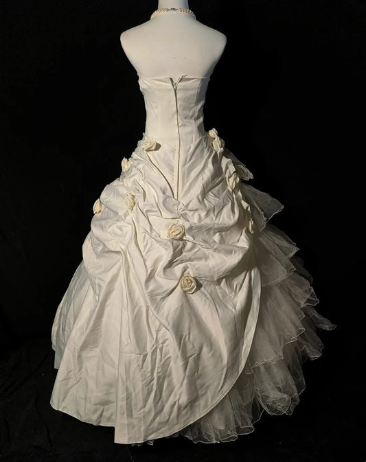 Vintage Wedding Dress Strapless Pleated Tulle Flower Wedding Dress D3581