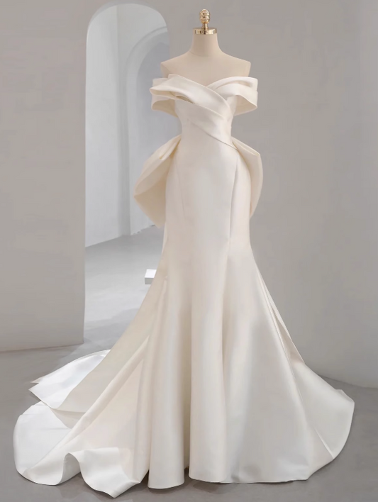 Minimalist Wedding Dress Off Shoulder Pleated Mermaid Wedding Dress D3631