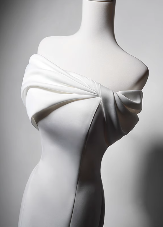 Elegant Wedding Dress Strapless Pleated Mermaid Wedding Dress D3644