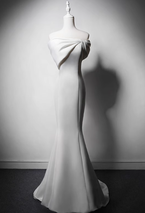 Elegant Wedding Dress Strapless Pleated Mermaid Wedding Dress D3644