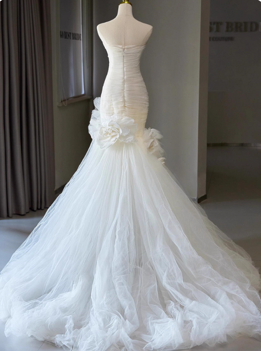 Stunning Wedding Dress Strapless Pleated Flower Mermaid Wedding Dress D3658