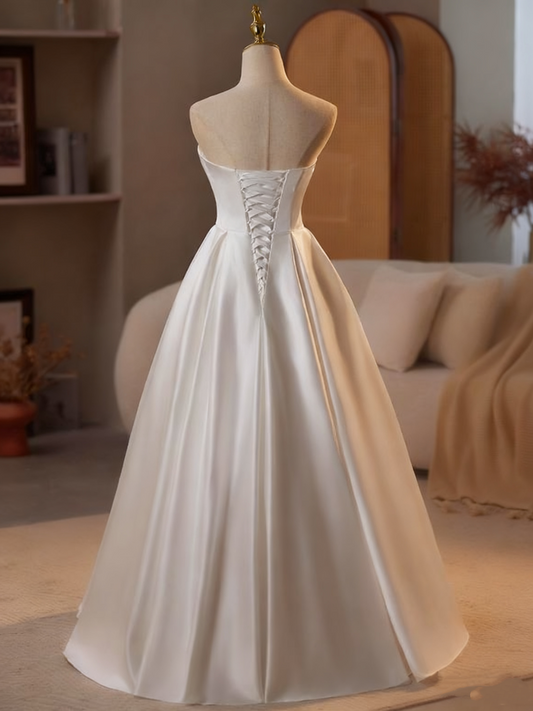 Minimalist Wedding Dress A Line Strapless Pleated Wedding Dress D3686