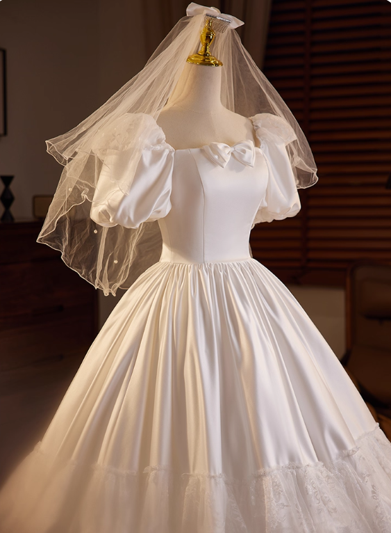 Vintage Wedding Dress Square Neck Pleated Lace Wedding Dress D3703