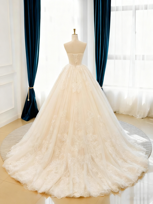 Elegant Wedding Dress Strapless Pleated Tulle Wedding Dress D3772