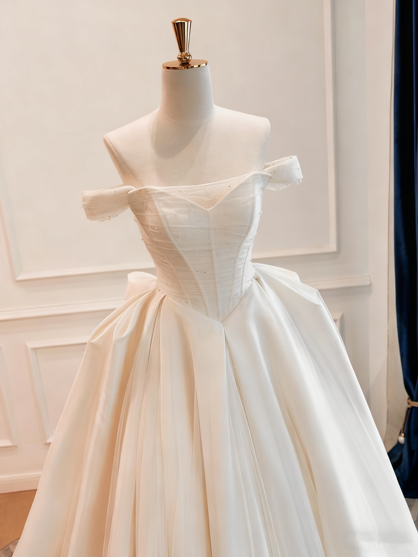 Minimalist Wedding Dress Off Shoulder Wedding Dress D3776