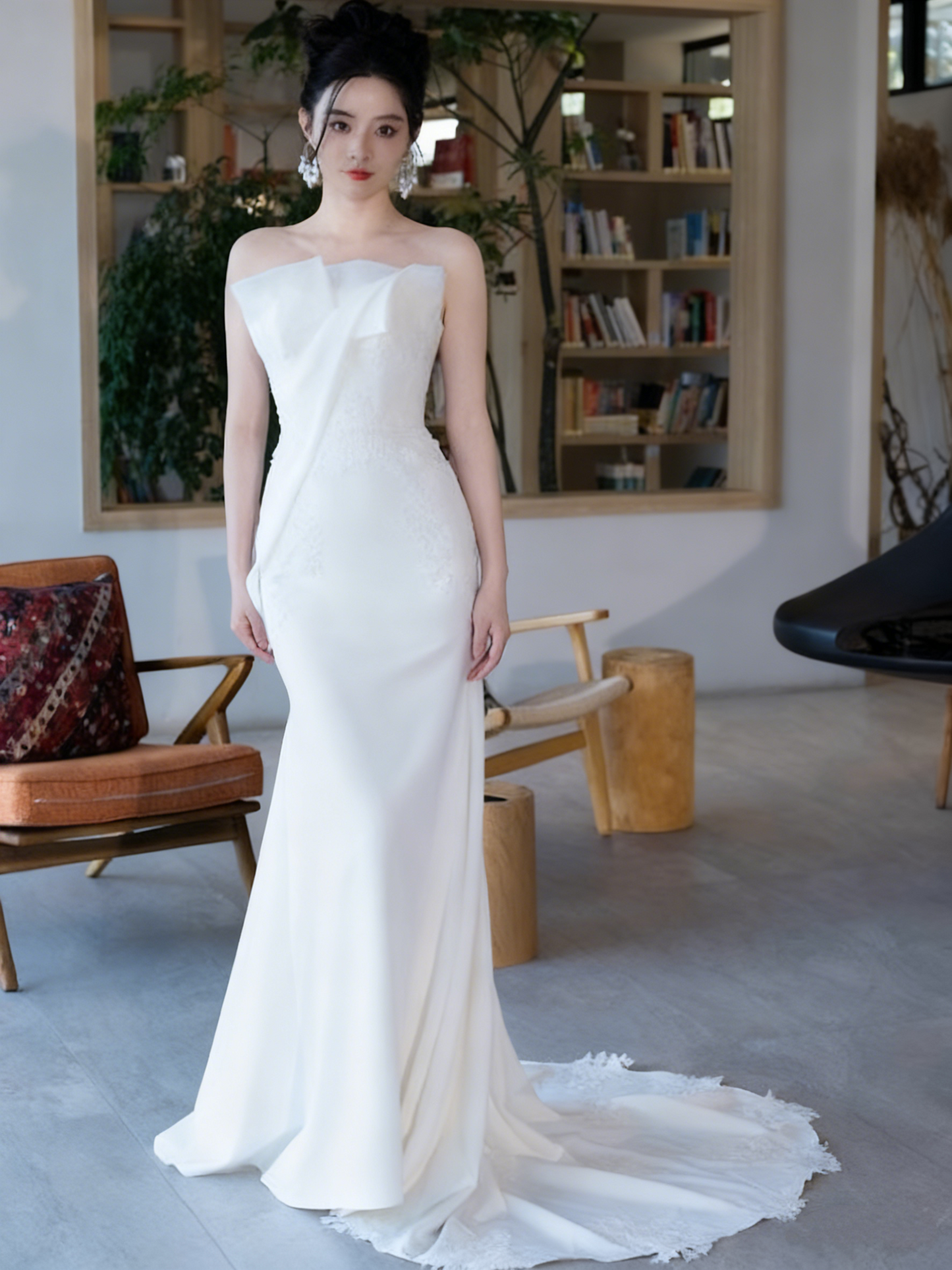 Minimalist Wedding Dress Strapless Pleated Mermaid Wedding Dress D3805