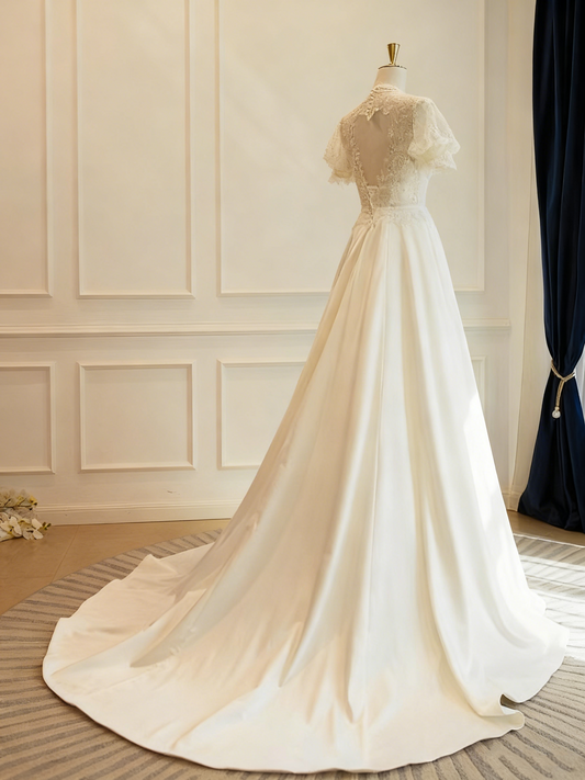 Vintage Wedding Dress Short Sleeves Backless Pleated Wedding Dress D3825