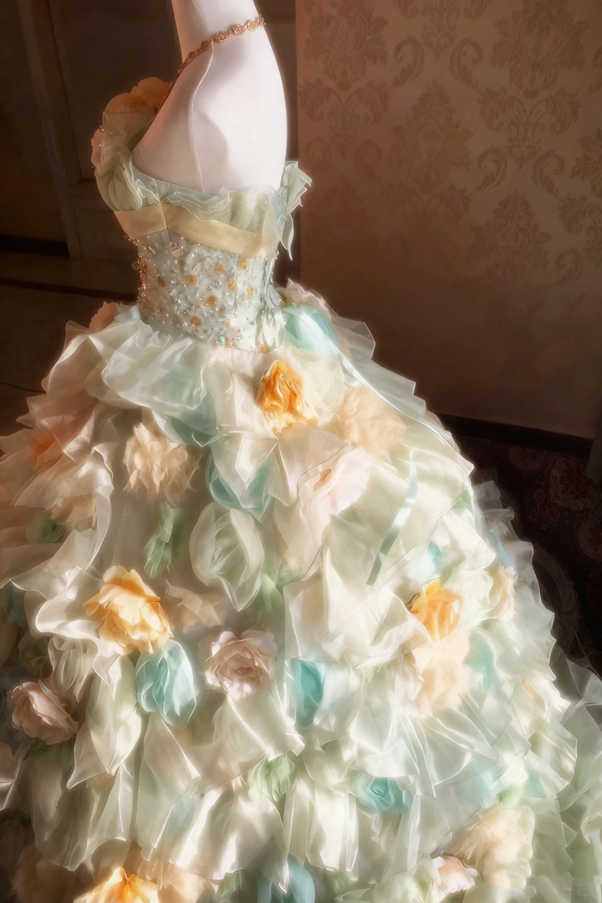 Popular Prom Dress Strapless Pleated Tiered Flower Ball Gown Evening Dress Quinceanera Dress D3938