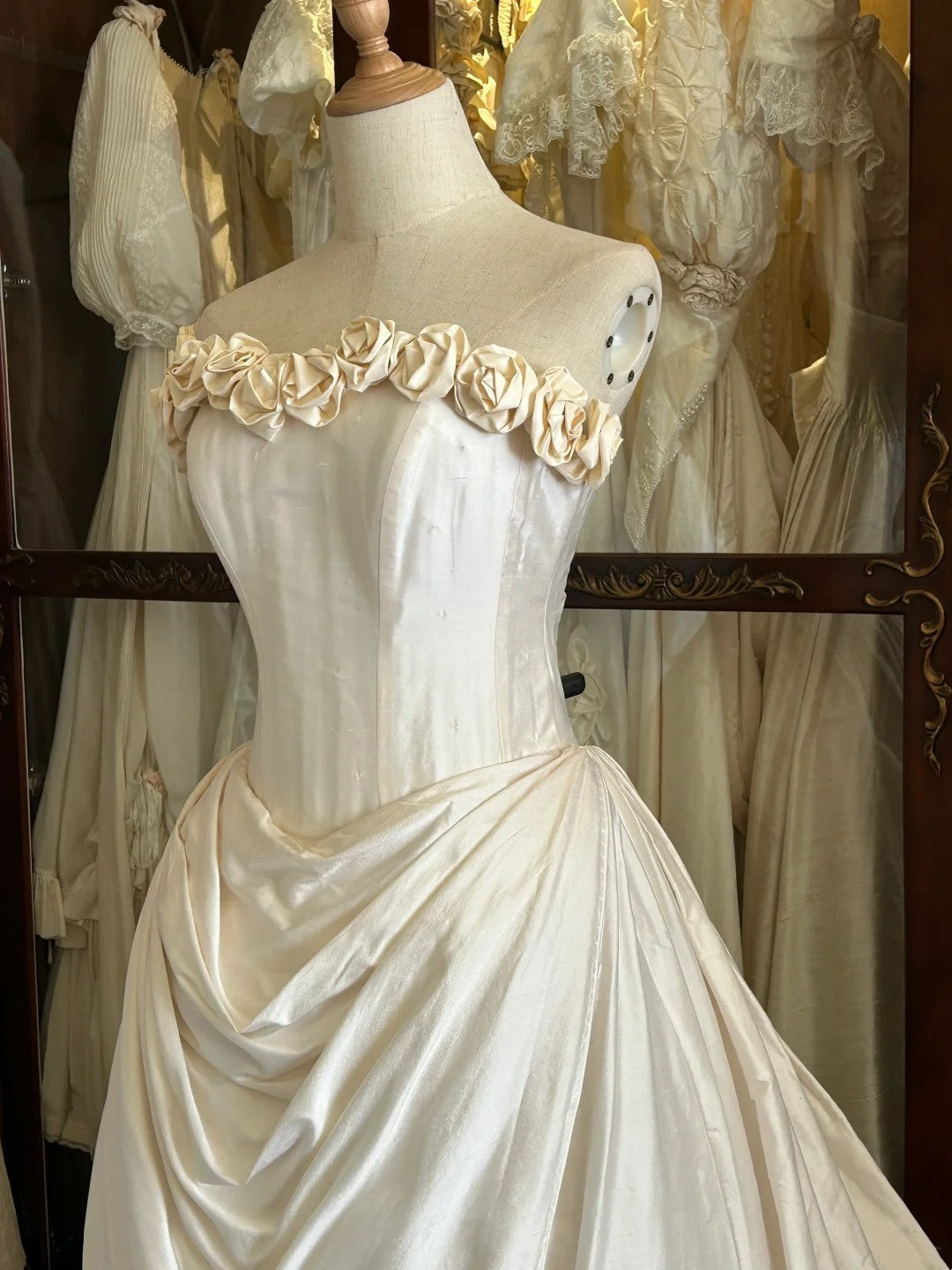 Minimalist Wedding Dress Strapless Pleated Wedding Dress D3998
