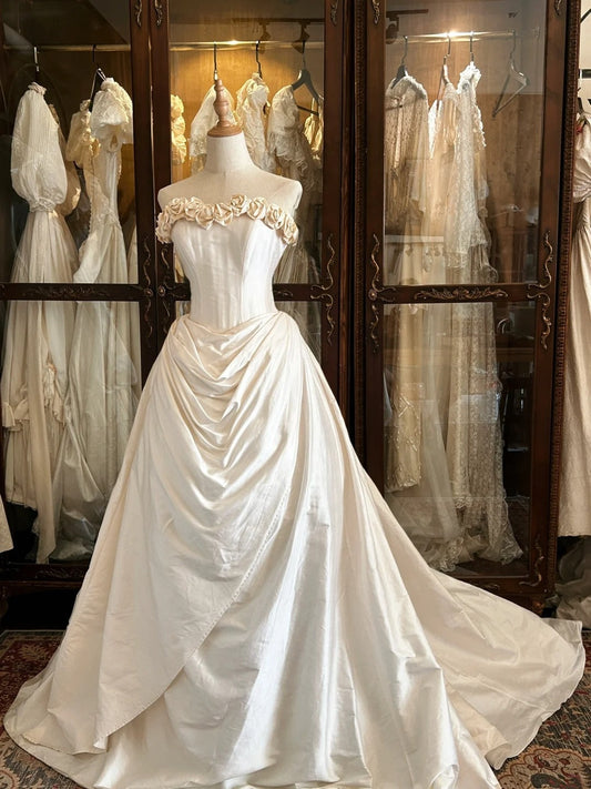 Minimalist Wedding Dress Strapless Pleated Wedding Dress D3998