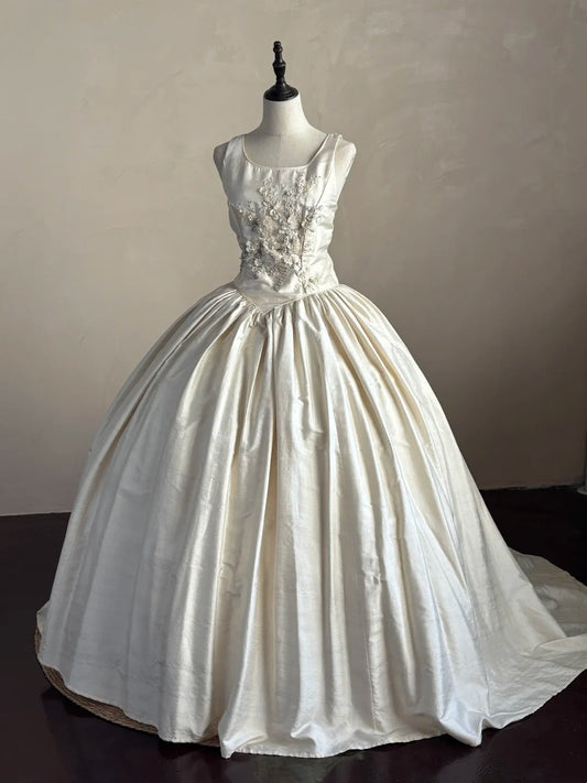Elegant Wedding Dress Straps Pleated Wedding Dress D4001