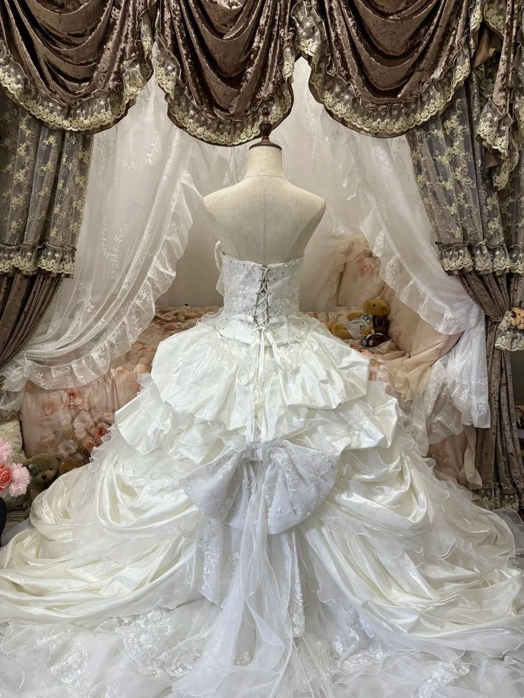 Stunning Prom Dress Strapless Pleated Evening Dress Quinceanera Dress Ball Gown D4010