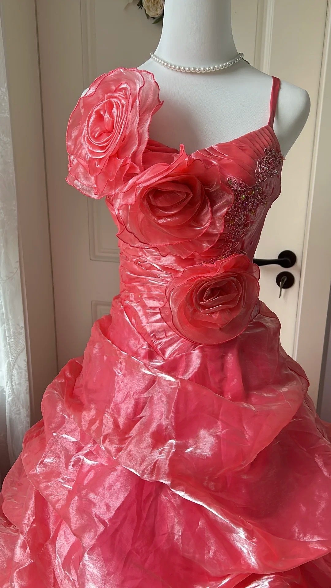 Beauty Prom Dress Spaghetti Straps Pleated Ball Gown Evening Dress Sweet 16 Dress D4133