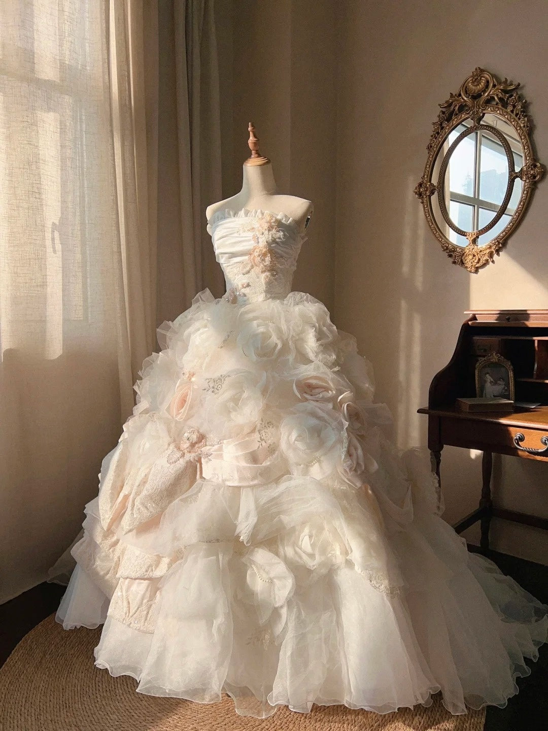 Beauty Wedding Dress Strapless Flower Pleated Tulle Wedding Dress D4351