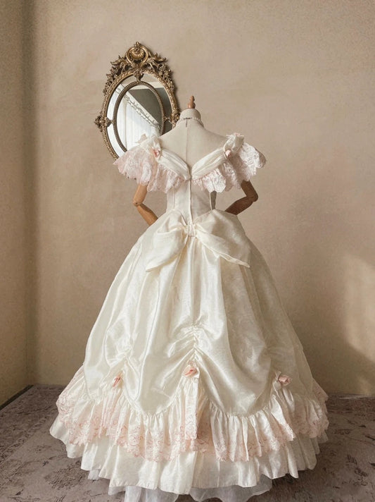 Retro Wedding Dress Crew Neck Pleated Flower Wedding Dress D4354