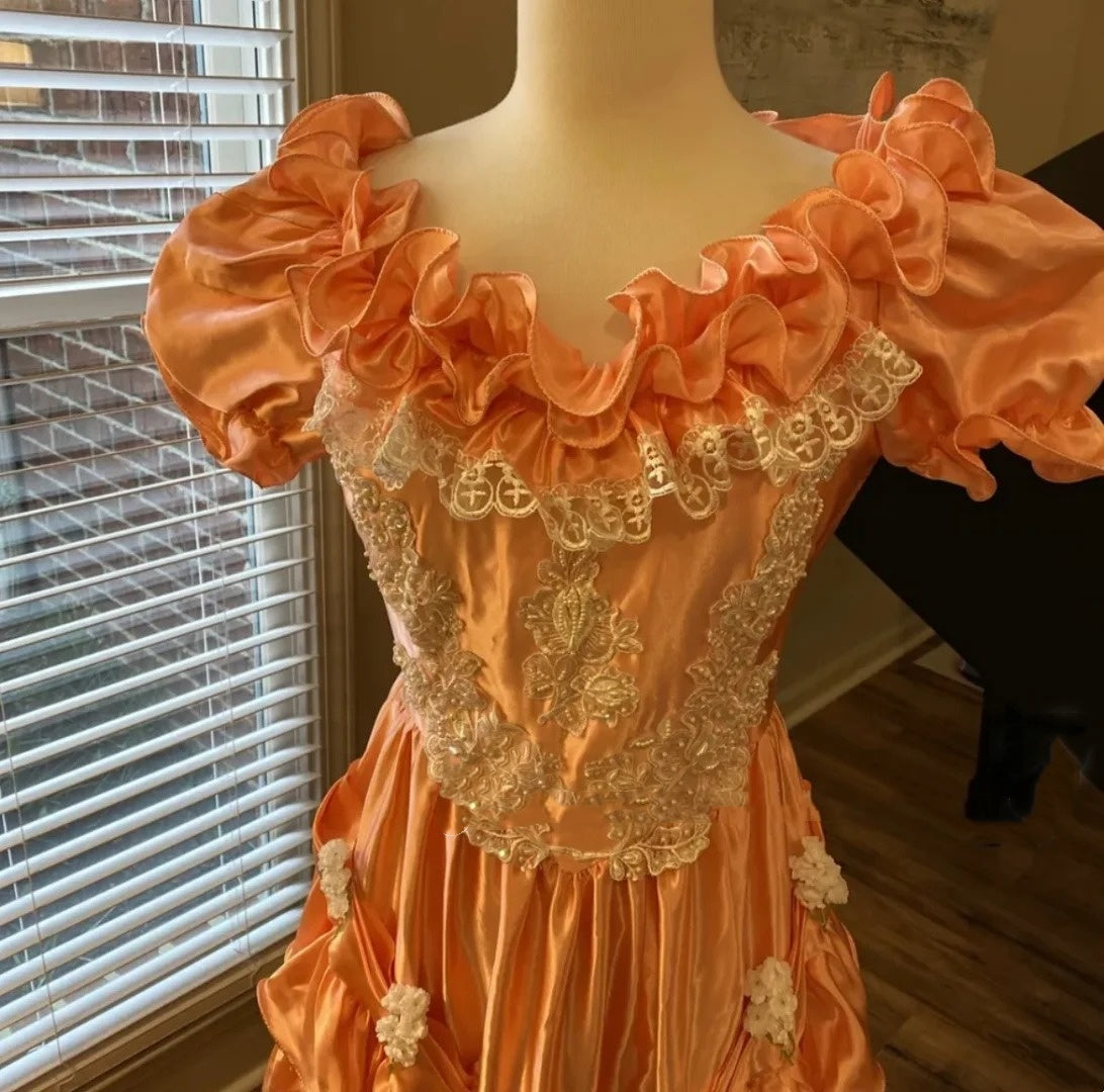 Charming Prom Dress Crew Neck Pleated Gala Dress Evening Dress Formal Dress D4432