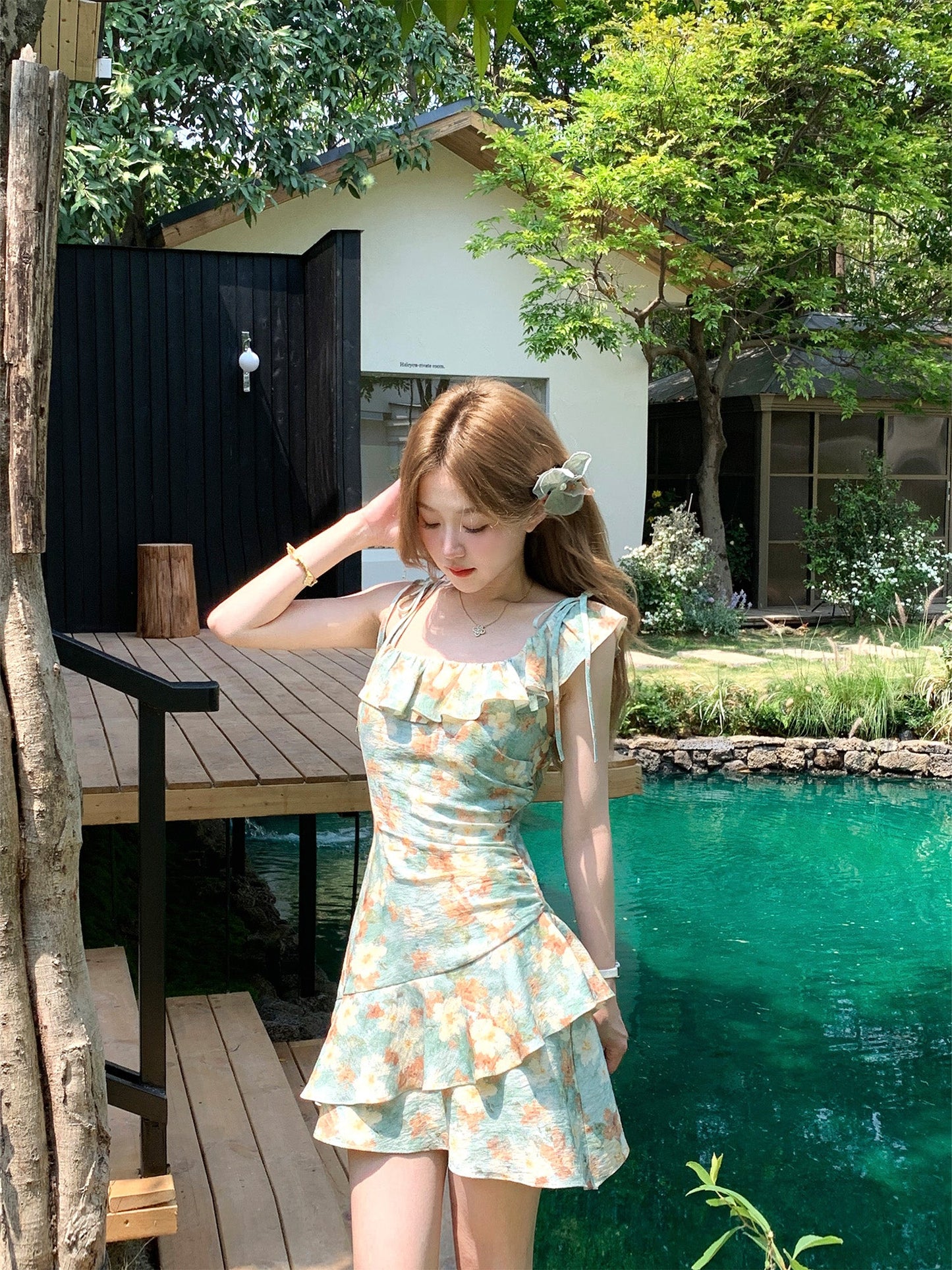 Green oil painting waist dress holiday design suspenders floral dress women summer R3909
