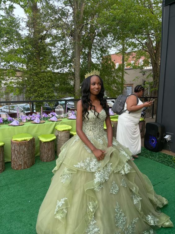Princess Light Matcha Green Sweetheart Neck Embroidered Tulle Ball Gown Evening Dress Sweet 16 Dress cc5220