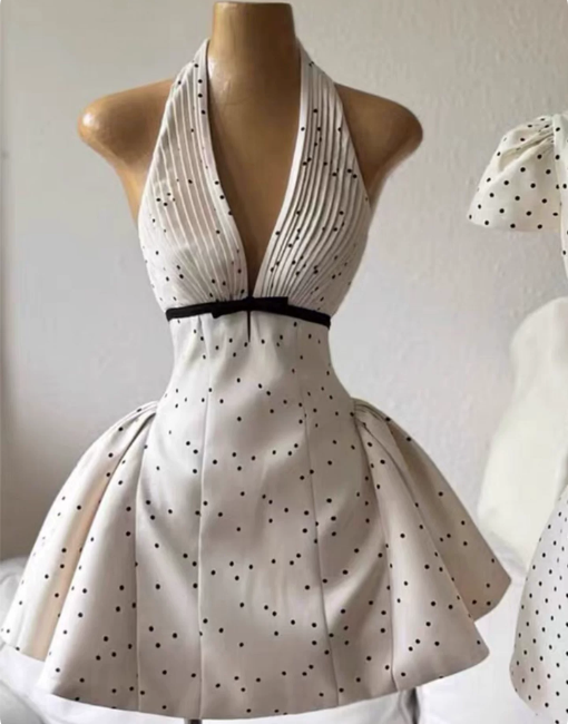 Simple Homecoming Dress Halter Pleated Prom Dress Back to School Outfits Party Dress D6284