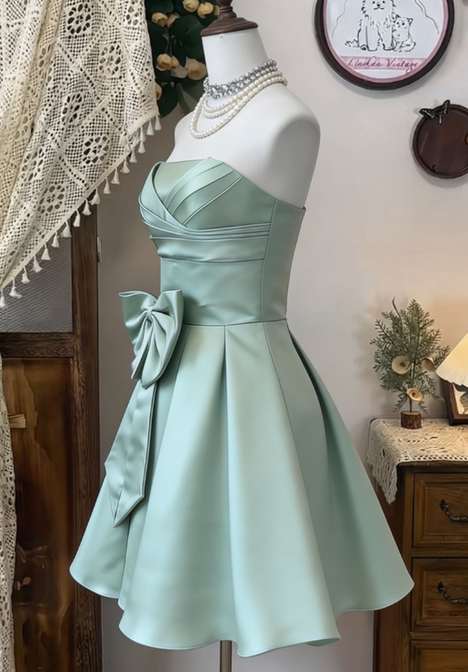 Chic Homecoming Dress Strapless Pleated Bowknot Back to School Outfits Party Dress D6622