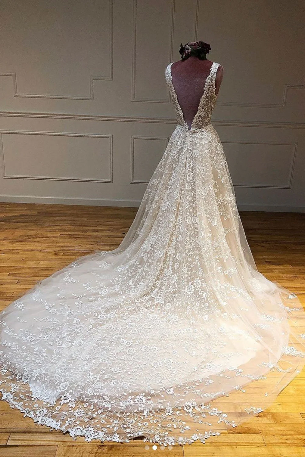 Deep V Neck and V Back Champagne Lace Long Wedding, Champagne Lace Prom Formal Evening dress S5299
