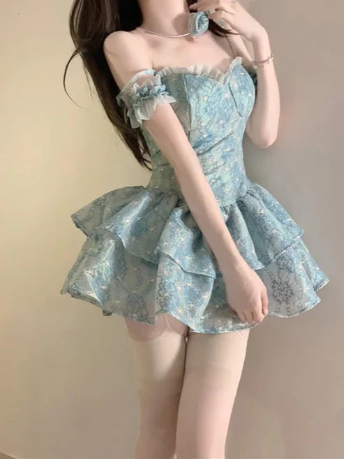 Retro Light Blue Floral Spaghetti Strap Design A-line Mini 16th Birthday Party Dress Tiered Homecoming Dress D1520