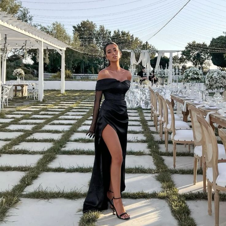 Classy Sheath Off The Shoulder Satin Slit Prom Dresses Black Summer Wedding Guest Dresses Wedding Guest Outfits D2632