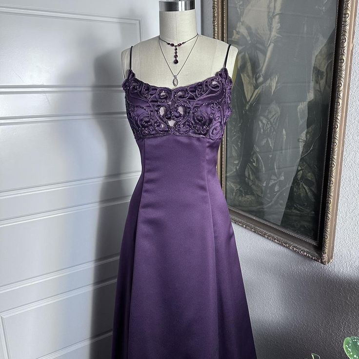 Elegant Purple Spaghetti Straps Satin Long Wedding Guest Dress Formal Birthday Party Gown