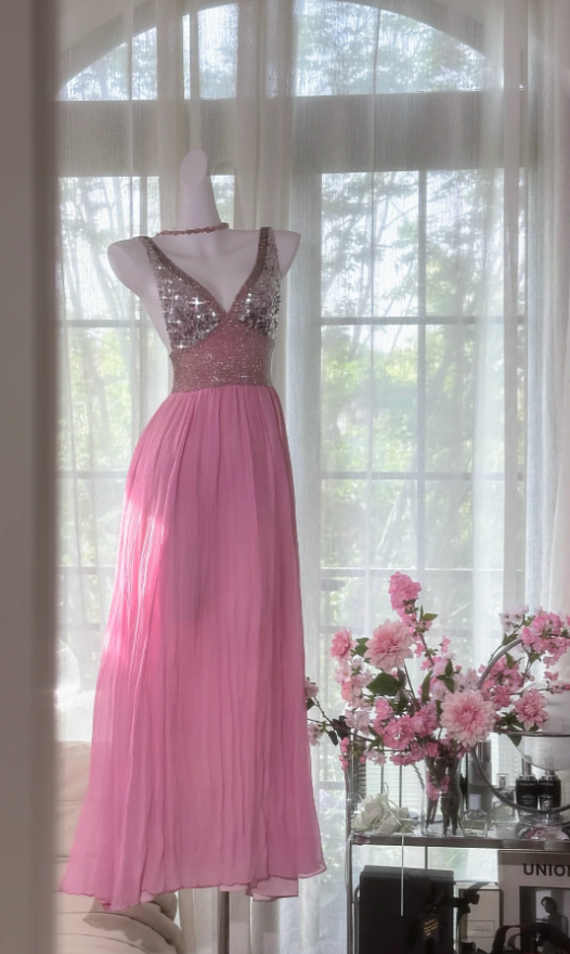 Pretty Pink V Neck Sequin Chiffon A Line Long Wedding Guest Dress Formal Party Dress Prom Dresses D2093