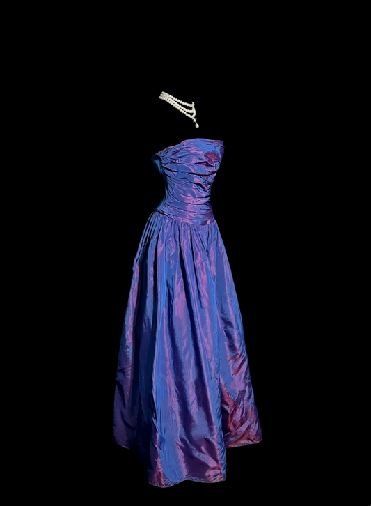 Classy Ball Gown Strapless Grape Taffeta Long Prom Dresses Party Dress Birthday Outfits Graduation Dresses W837