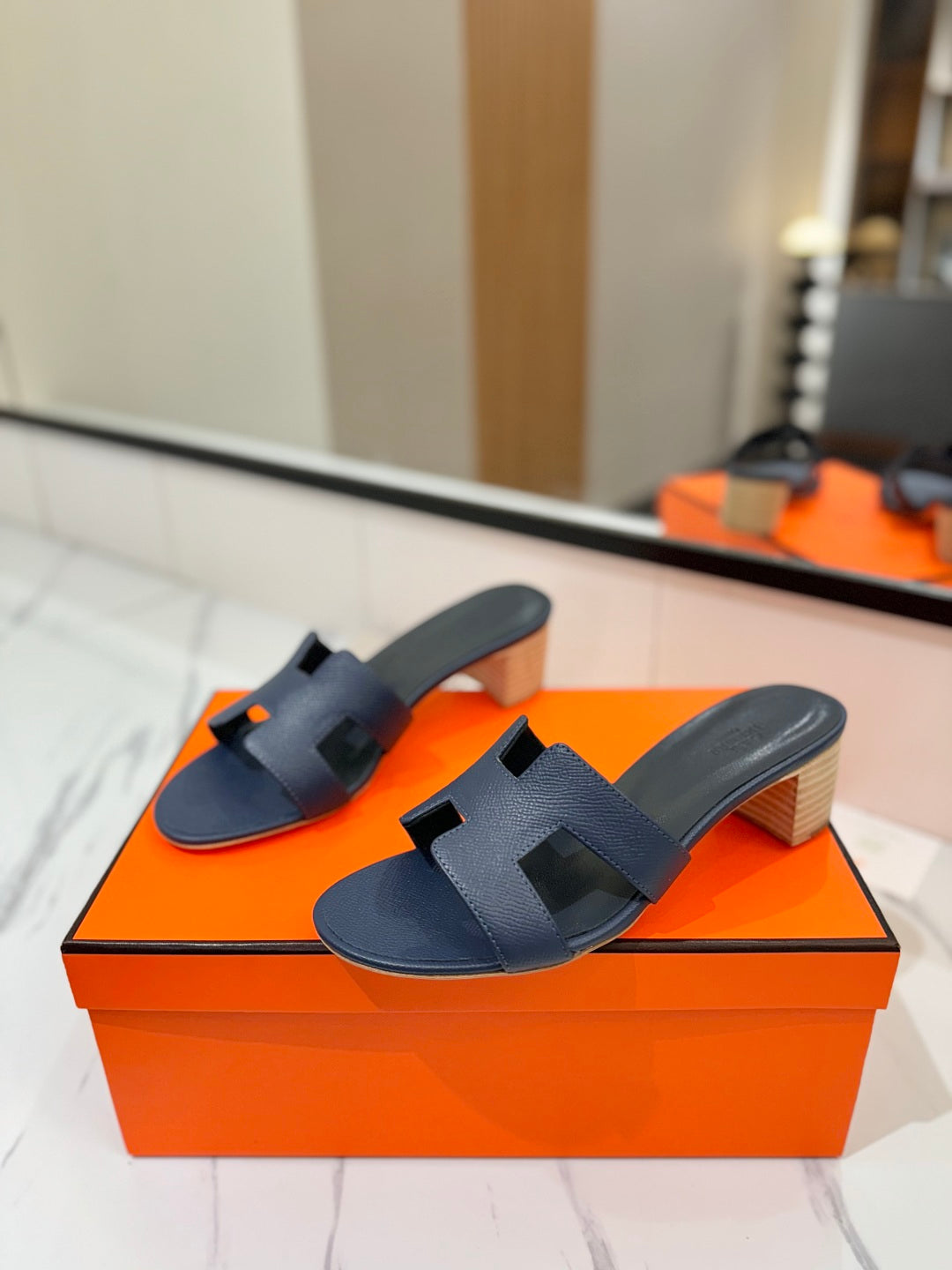 HM Oasis Sandals Navy Blue Cowhide 294848