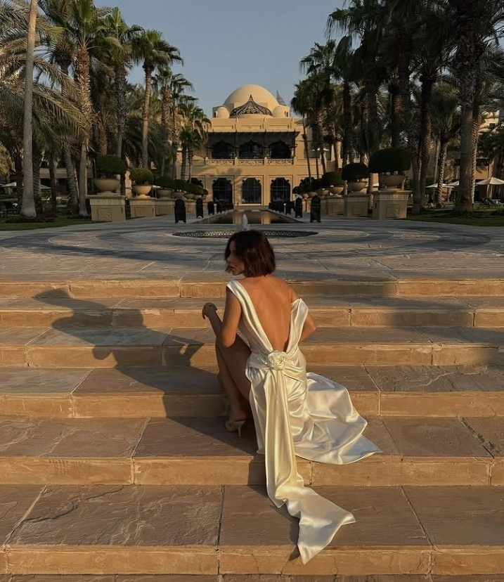 Elegant Ivory Backless Sheath Satin Long Party Dress Light Wedding Dress, D500
