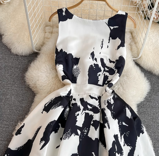 Temperament vest long skirt light luxury round neck waist sleeveless a-line print big swing dress R0398