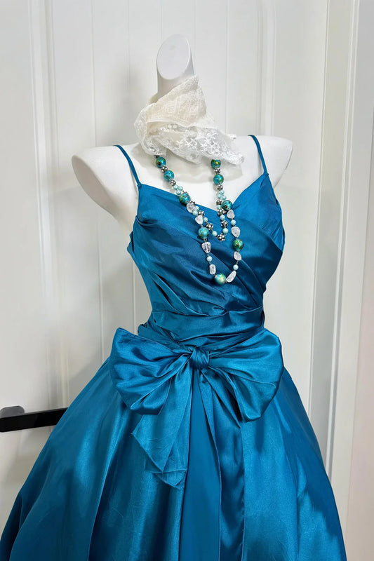 Shiny Homecoming Dress Spaghetti Straps Bowknot Short Prom Dress Back to School Outfits Party Dress D6018