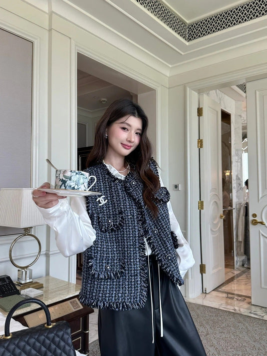 CHANEL 25S ROUND NECK TWEED VEST STYLE 151
