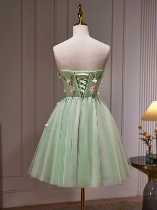 Charming Homecoming Dress Sweetheart Tulle Beaded Flowers Short Prom Dress Back to School Outfits Party Dress D6092