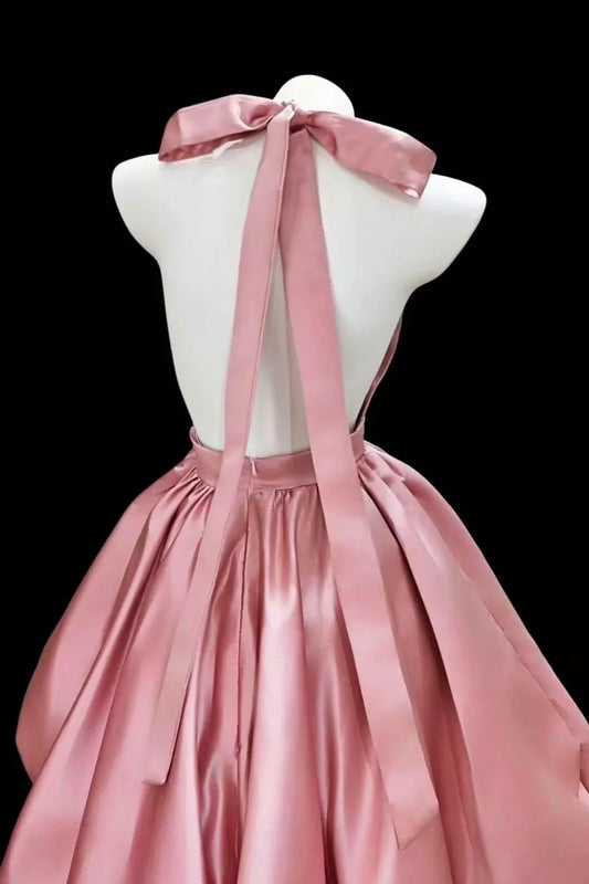 Beauty Homecoming Dress Halter Pleated Short Prom Dress Back to School Outfits Cocktail Dress D6011
