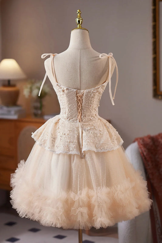 Chic Homecoming Dress Spaghetti Straps Tulle Lace Short Prom Dress Back to School Outfits Party Dress D6021