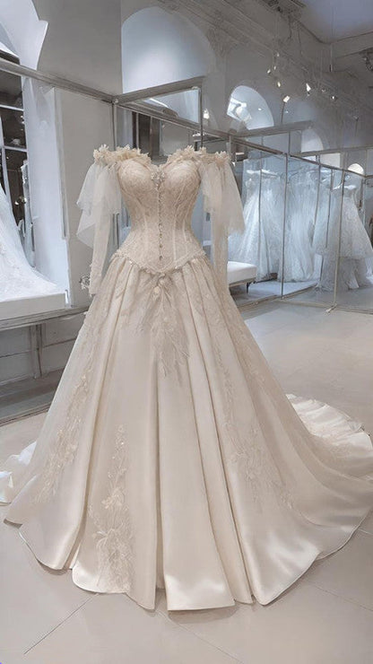 Off Shoulder Vintage A line Long Lace Appliques Wedding Dresses       S6811