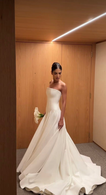 Vintage A line Strapless Long Simple Wedding Dresses       S6790