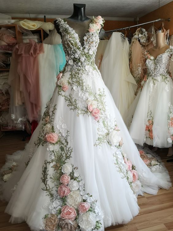 3D Flower Lace formal Wedding Dresses Modest Backless A-Line Long Tulle Bridal Gowns Floral Bridal Party Dresses        S6298